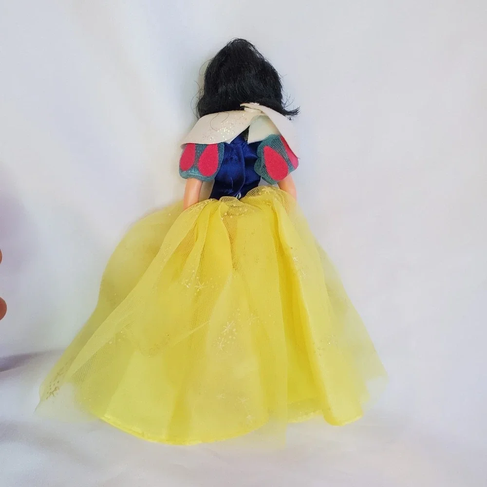 Vintage 1994 Disney Musical Princess Collection 7